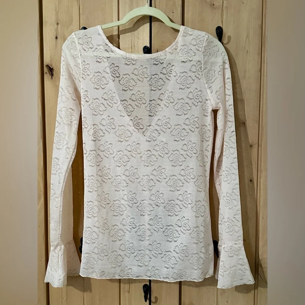Free People Intimately Peach Lace Reversible Top V-Neck / Round Neck Size M